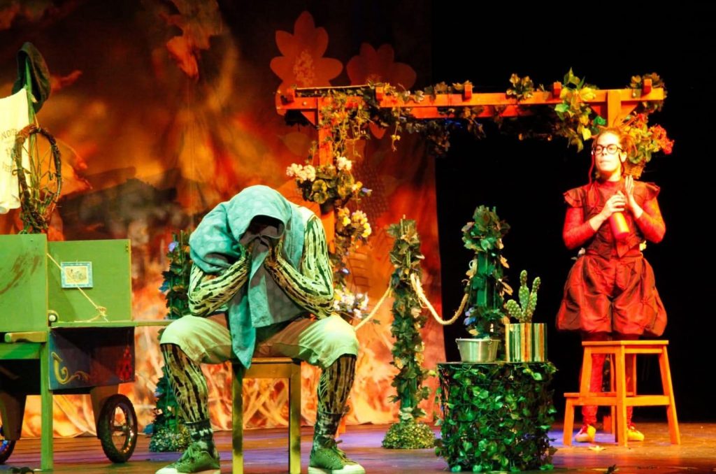 LA CIGARRA Y LA HORMIGA - Teatro San Francisco